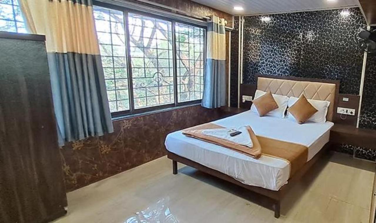 Fabexpress Ashirwad Residency Hotel Мумбай Екстериор снимка
